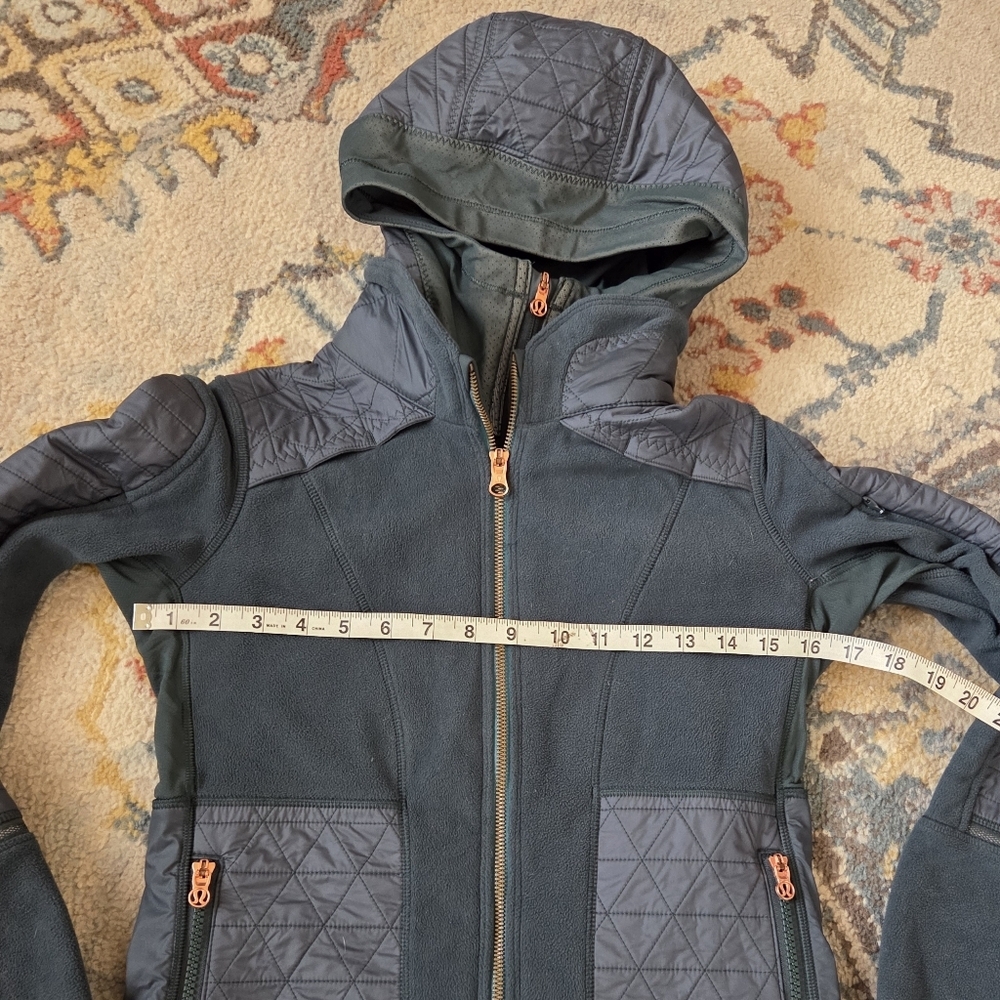 Lululemon Fleecy Keen Jacket Hood Dark Fuel Green W/‎ Rose Gold Zipper Women's 6 - Picture 6 of 8